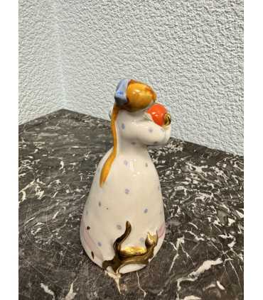 Статуэтка "Девочка с чайником"