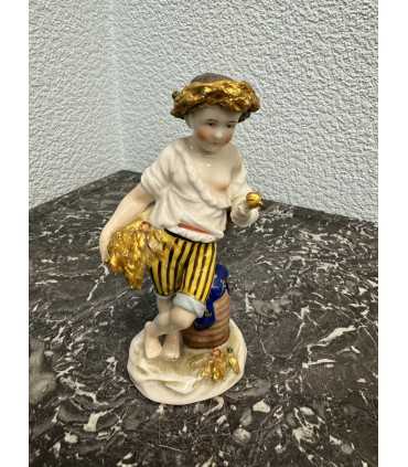 Статуэтка «Мальчик с колосьями»