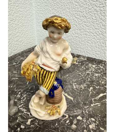 Статуэтка «Мальчик с колосьями»