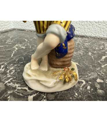 Статуэтка «Мальчик с колосьями»