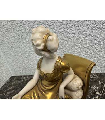 Статуэтка "Мадам Рекамье"