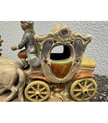 Статуэтка "Королевская карета"