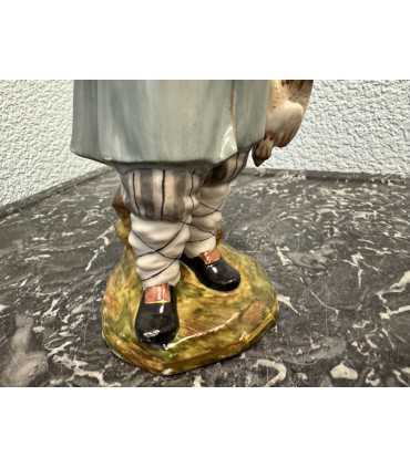 Статуэтка "Мужик с добычей"