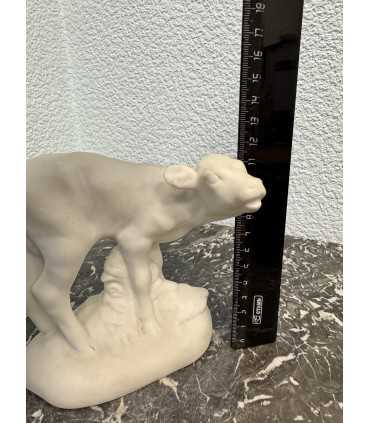 Статуэтка "ТЕЛЁНОК"