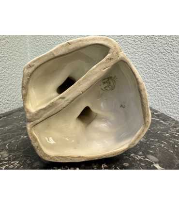 Статуэтка "Мальчик со снежком"