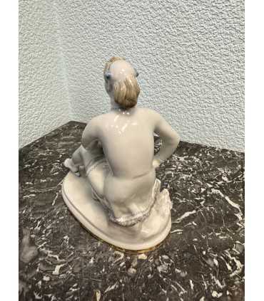 Статуэтка "Фигуристка-физкультурница"