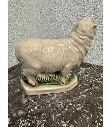 Статуэтка "Овечка"