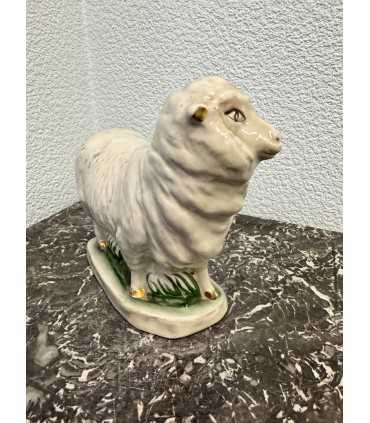 Статуэтка "Овечка"