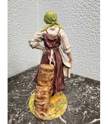 Статуэтка"Крестьянка"
