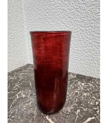 Стакан красного стекла