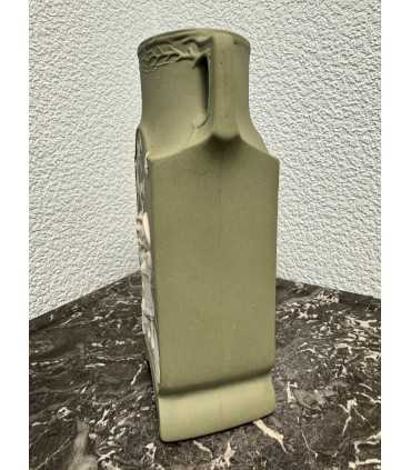 Ваза оригинальной формы