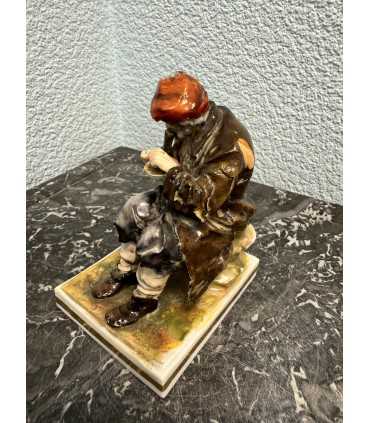 Статуэтка "Бездомный"