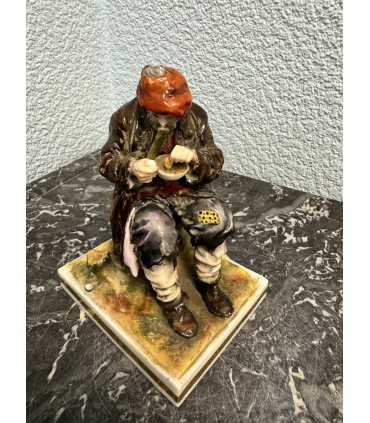 Статуэтка "Бездомный"