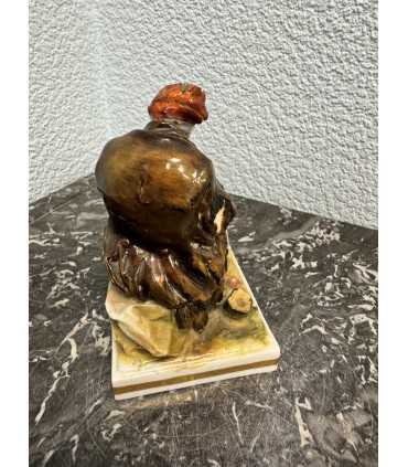 Статуэтка "Бездомный"