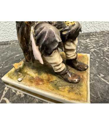 Статуэтка "Бездомный"