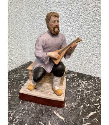 Статуэтка "Мужик с балалайкой"