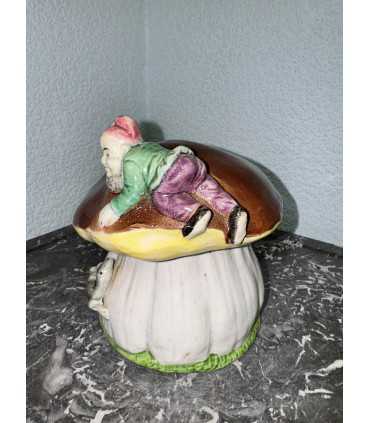 Масленка " Гном на грибе"