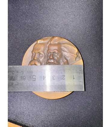 Медаль настольная "100 лет со дня основания первого интернационала"