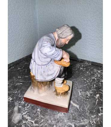 Статуэтка "ЛАПОТНИК"