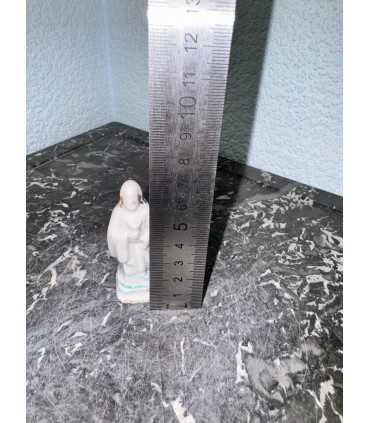 Статуэтка "Монахиня"