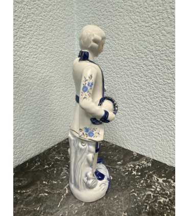 Статуэтка "Кавалер"