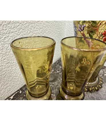 Кувшин и два стакана