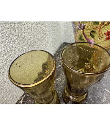 Кувшин и два стакана