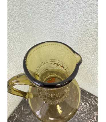 Кувшин и два стакана