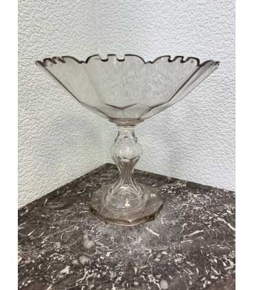 Конфетница на ножке