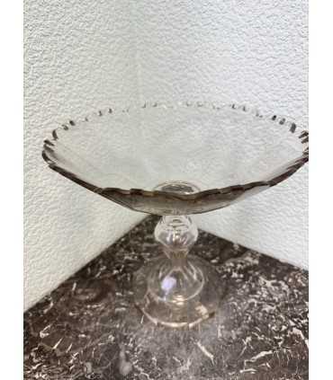 Конфетница на ножке