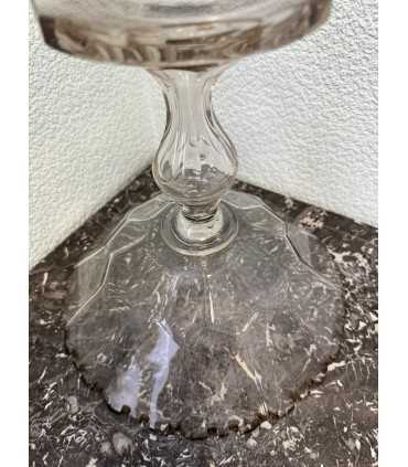 Конфетница на ножке