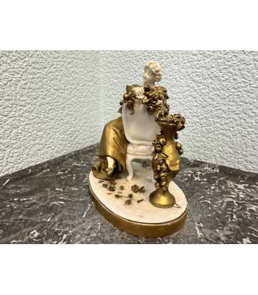 Статуэтка "Богиня с цветами"