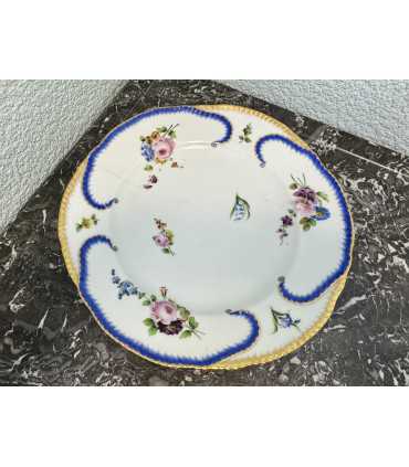 Тарелка №104