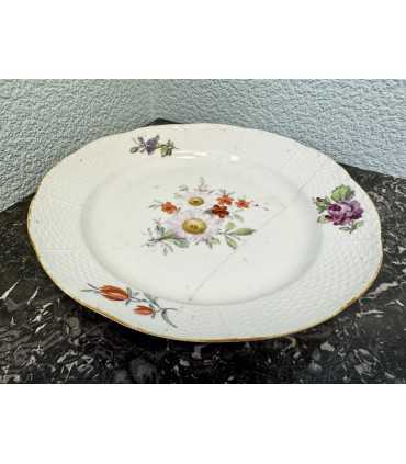 Тарелка №99