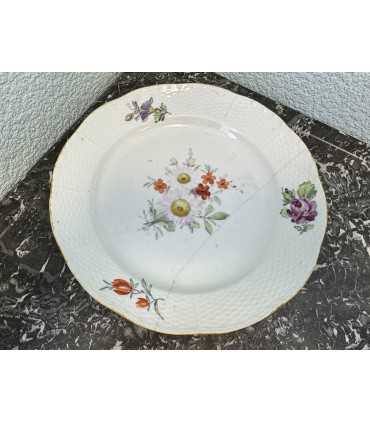 Тарелка №99