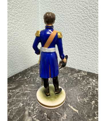 Фарфоровая статуэтка Маршала Французской Империи