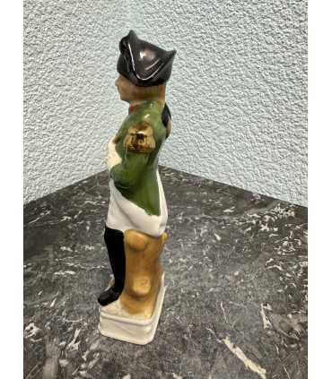 Статуэтка офицер французской кавалерии