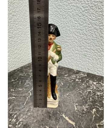 Статуэтка офицер французской кавалерии