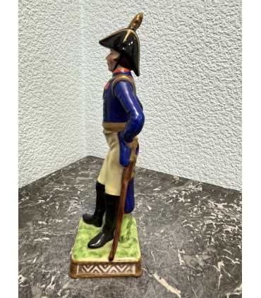 Фигурка солдата