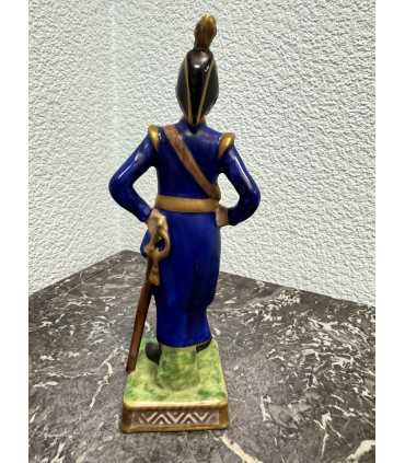 Фигурка солдата