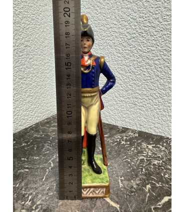 Фигурка солдата