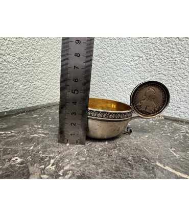 Чарка (чашечка) Россия серебро 84