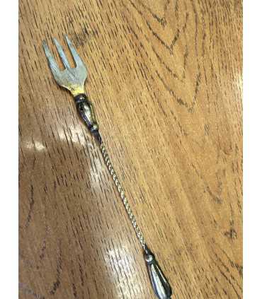 Вилка десертная