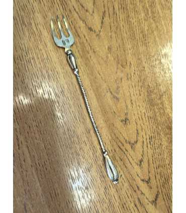 Вилка десертная
