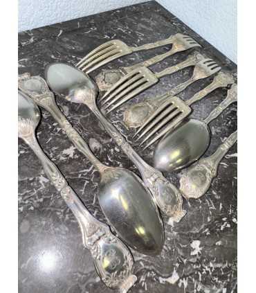 Набор из 5 ложек и вилок