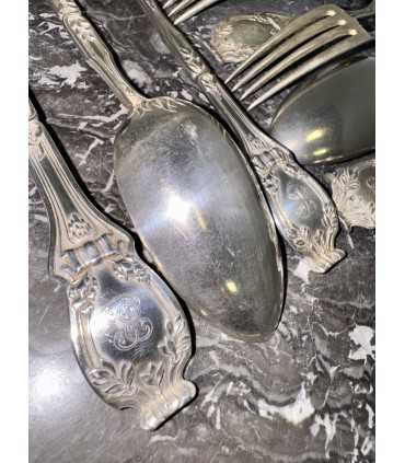 Набор из 5 ложек и вилок