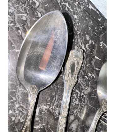 Набор из 5 ложек и вилок