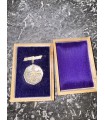 Знак за заслуги общества женщин патриоток Японии