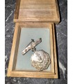 Знак за заслуги общества женщин патриоток Японии