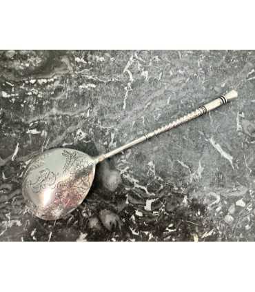 Ложка для меда